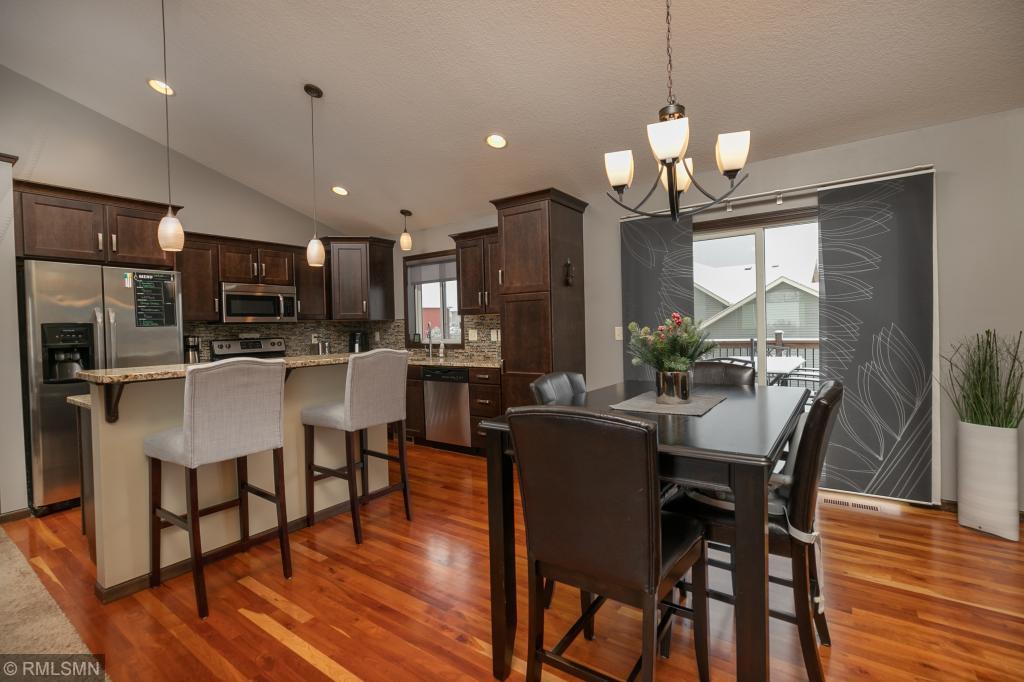 3353 Woodstone Drive Southwest Rochester, MN 55902 - Photo 2 of 33