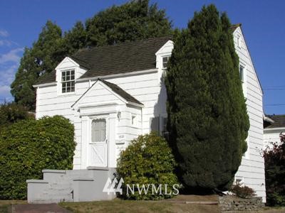 1021 Rucker Avenue Everett, WA 98201 - Photo 1 of 1