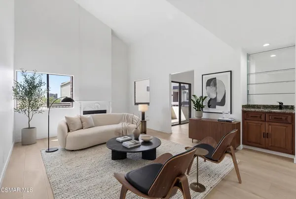 $699,500 | 1200 Valley View Road, Unit 304, Glendale, CA 91202