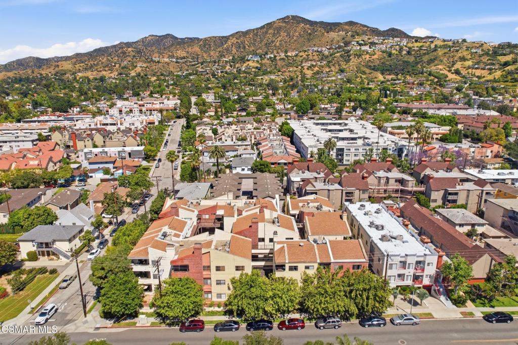 1200 Valley View Road, Unit 304 Glendale, CA 91202 - Photo 30 of 32