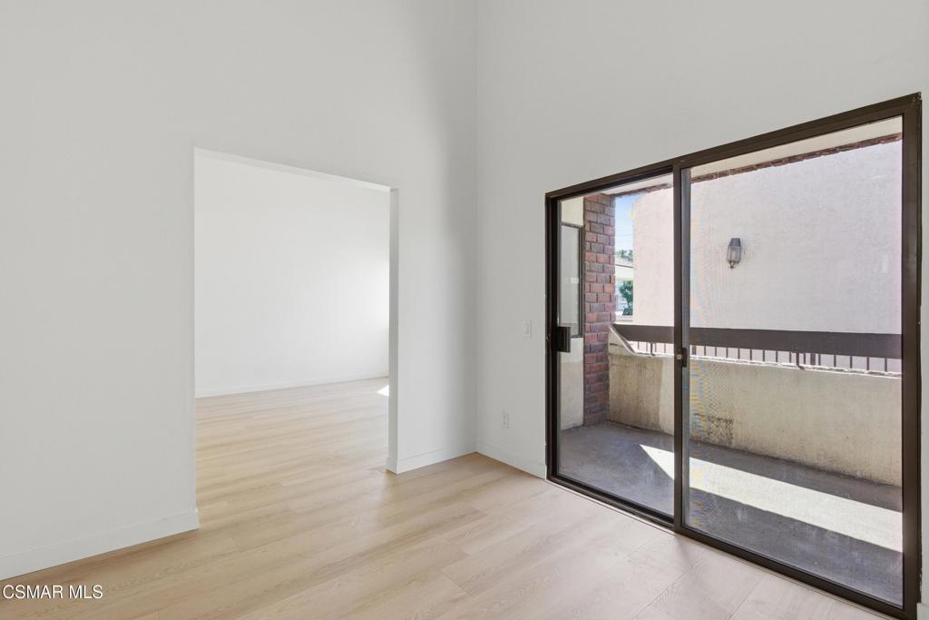 1200 Valley View Road, Unit 304 Glendale, CA 91202 - Photo 8 of 32