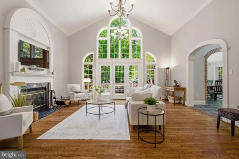 $1,795,000 | 13822 Lakeside Drive, Clarksville, MD 21029