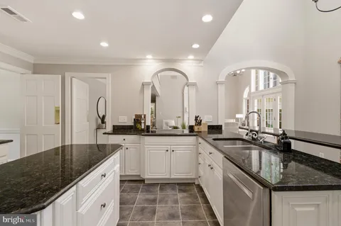 $1,795,000 | 13822 Lakeside Drive, Clarksville, MD 21029