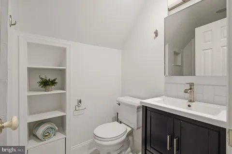 $1,795,000 | 13822 Lakeside Drive, Clarksville, MD 21029