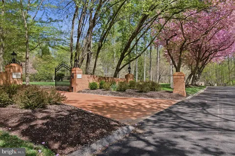 $1,795,000 | 13822 Lakeside Drive, Clarksville, MD 21029