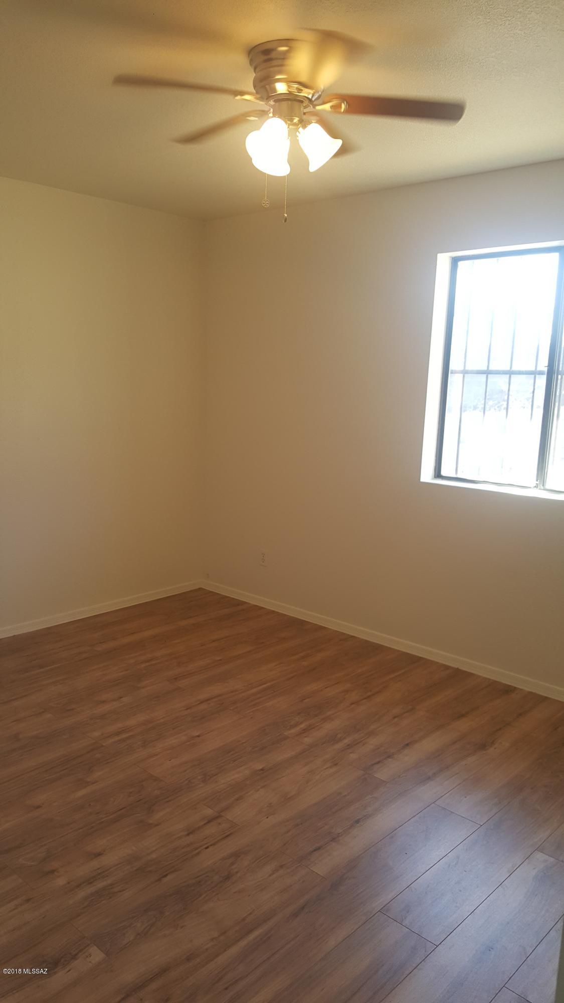 1035 Zorrita Court Rio Rico, AZ 85648 - Photo 4 of 9