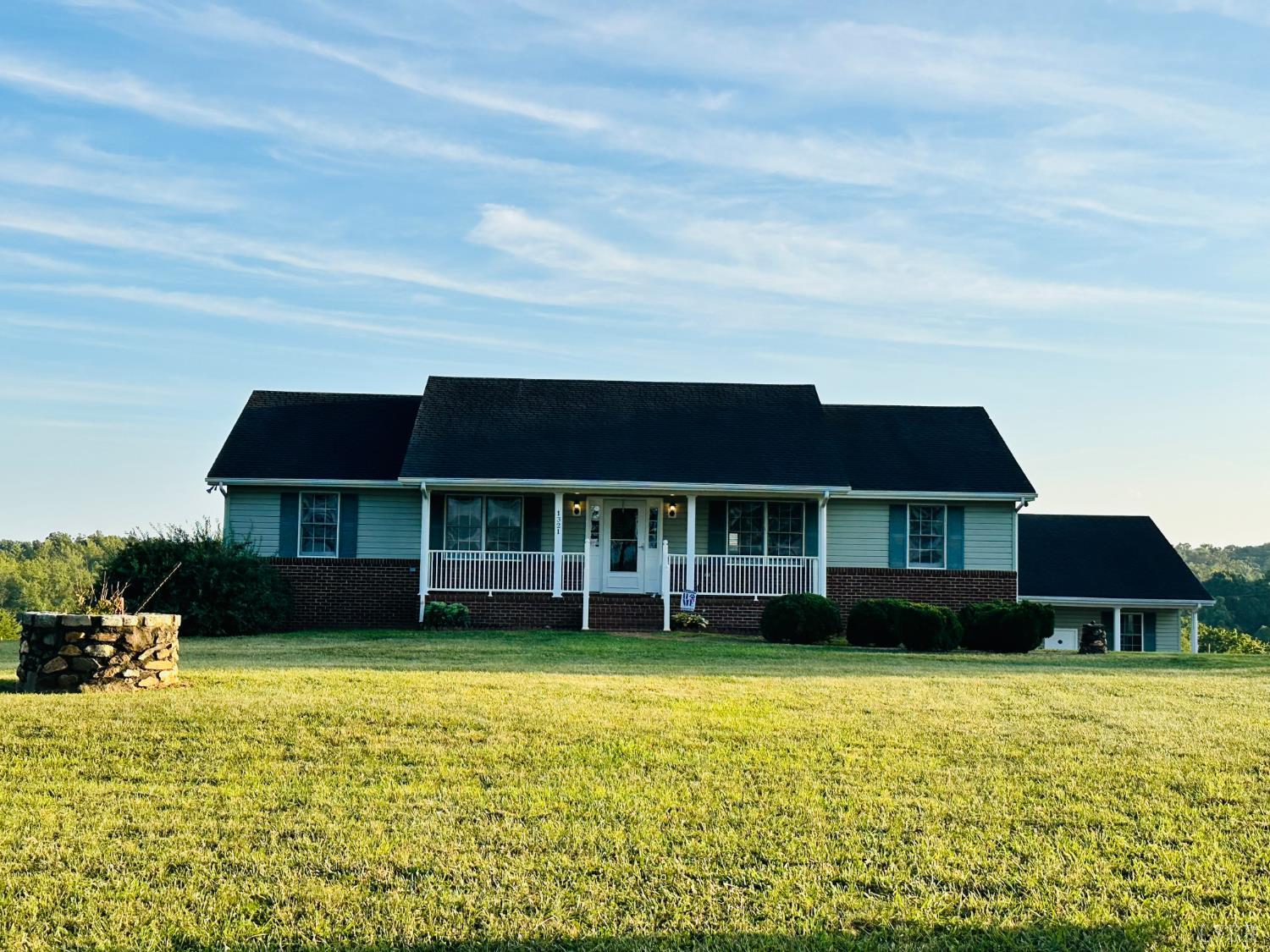 1321 Scenic View Road Moneta, VA 24121 - Photo 51 of 56 Gallery Image 51