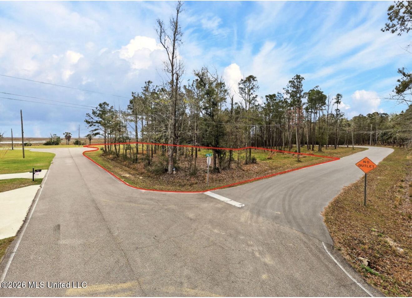 2450 Iki Place Diamondhead, MS 39525 - Photo 13 of 17 IMG_9584