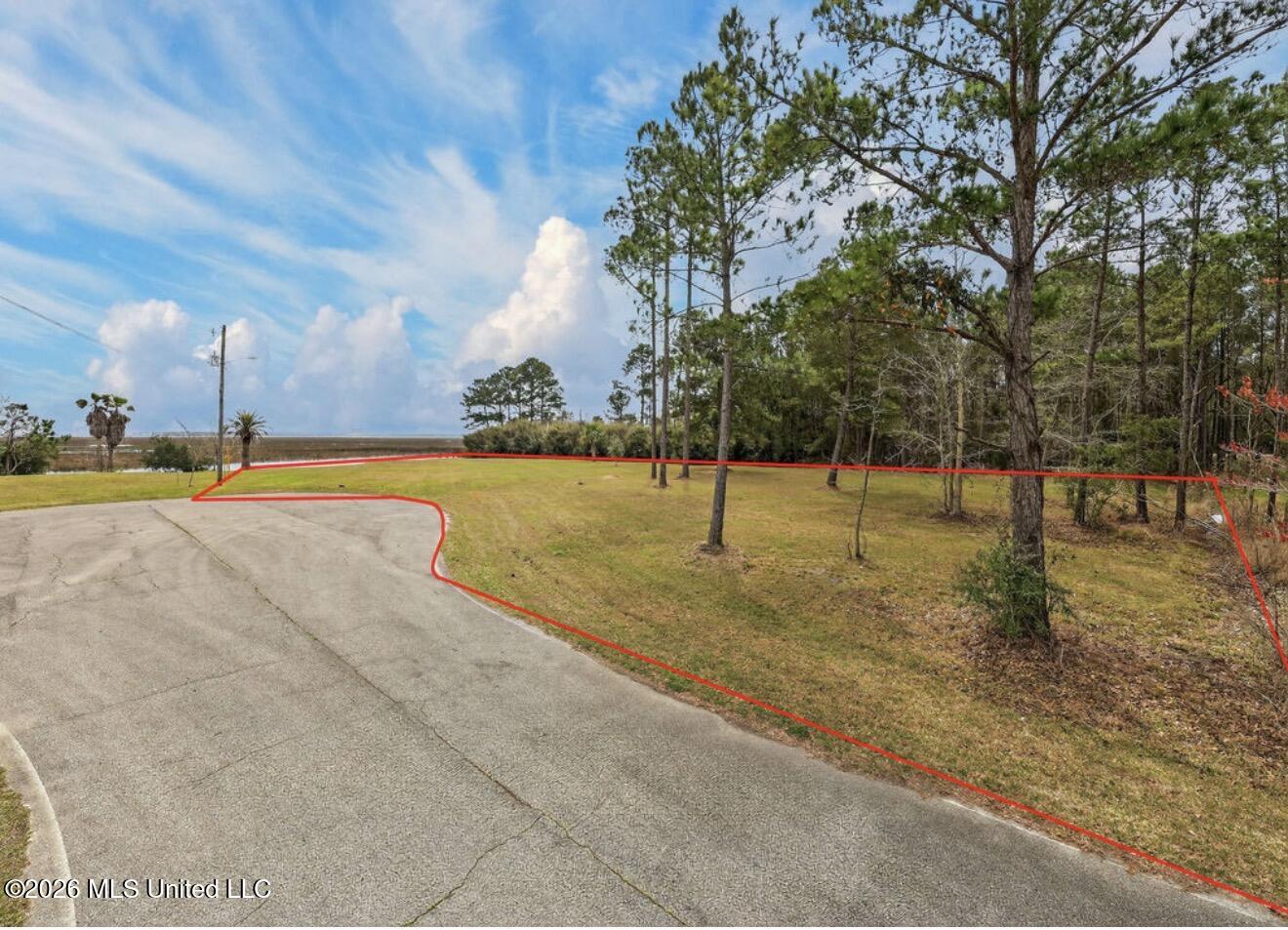 2450 Iki Place Diamondhead, MS 39525 - Photo 5 of 17 IMG_9569
