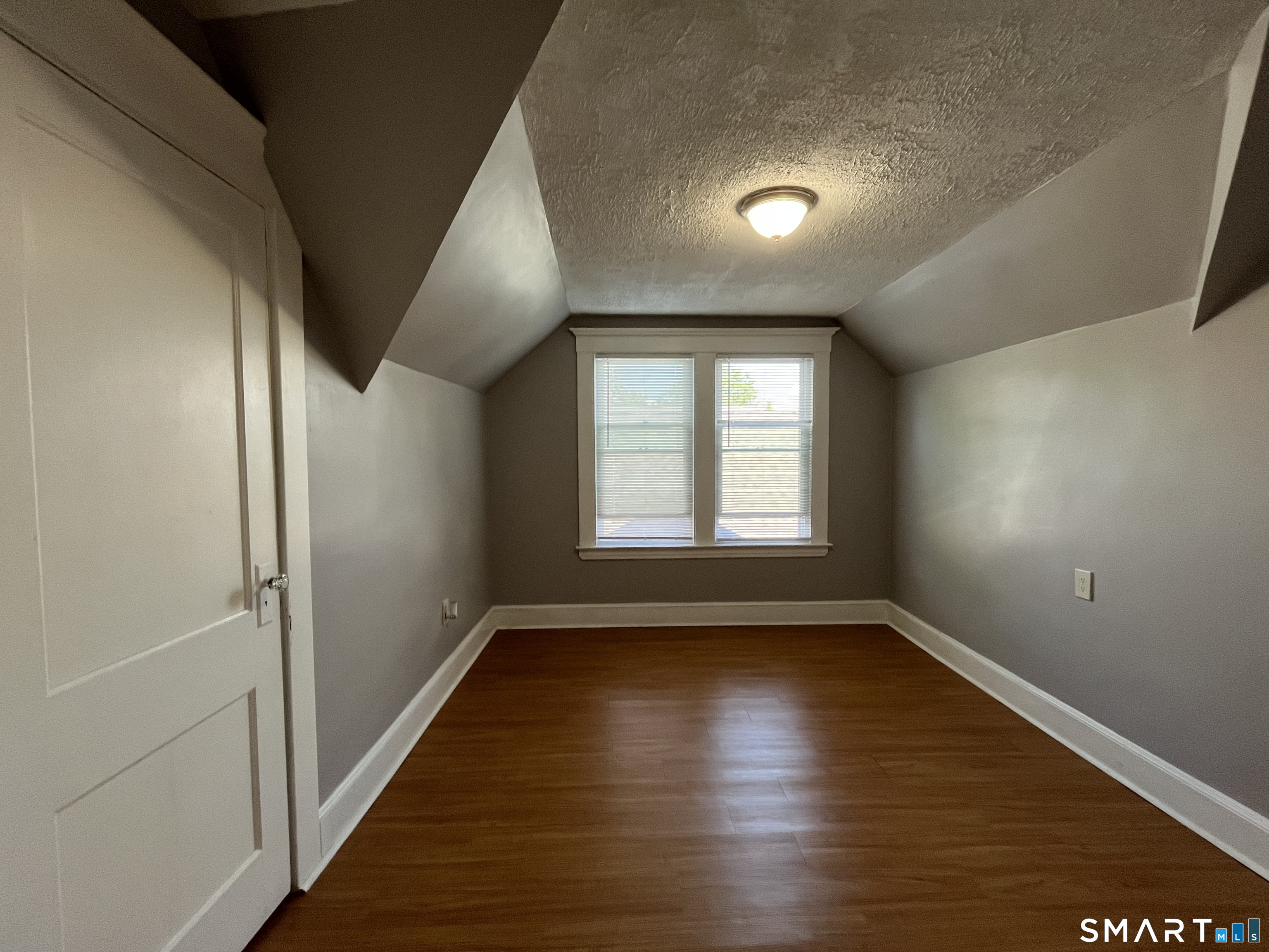 105 1st Street Hamden, CT 06514 - Photo 4 of 10