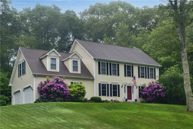 $559,000 | 68 Wyassup Road, North Stonington, CT 06359