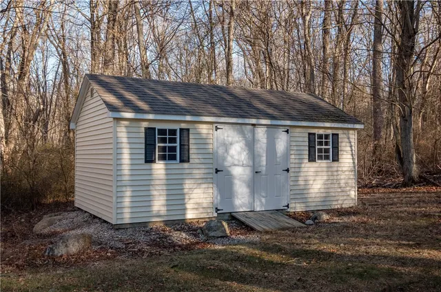 $559,000 | 68 Wyassup Road, North Stonington, CT 06359