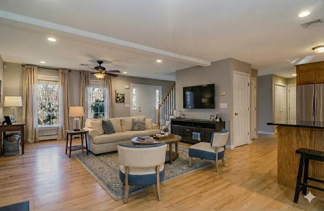 $559,000 | 68 Wyassup Road, North Stonington, CT 06359