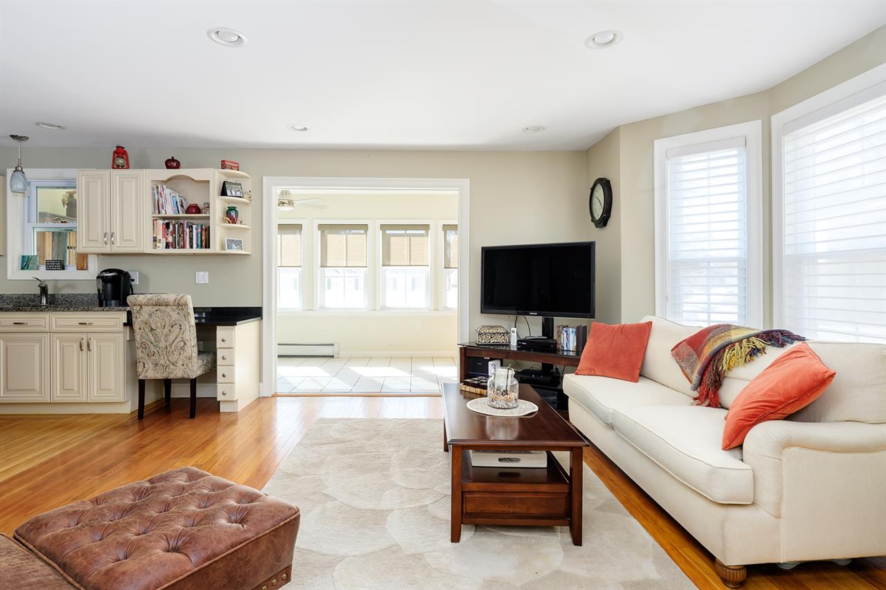 33 Washington Street, Unit A Exeter, NH 03833 - Photo 11 of 24 Gallery Image 11
