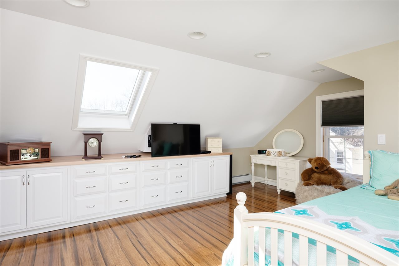 33 Washington Street, Unit A Exeter, NH 03833 - Photo 20 of 24 Gallery Image 20