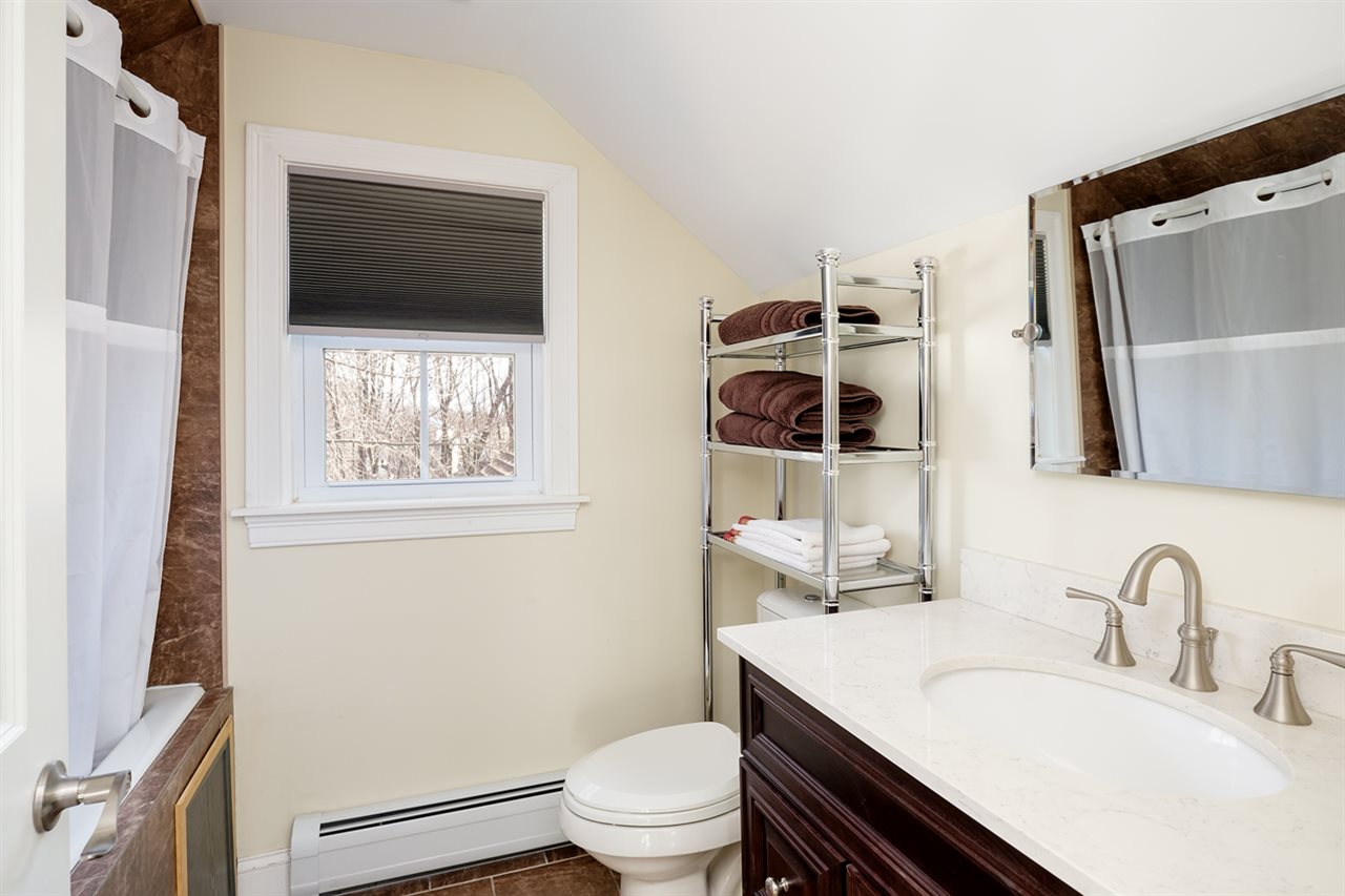 33 Washington Street, Unit A Exeter, NH 03833 - Photo 23 of 24 Gallery Image 23