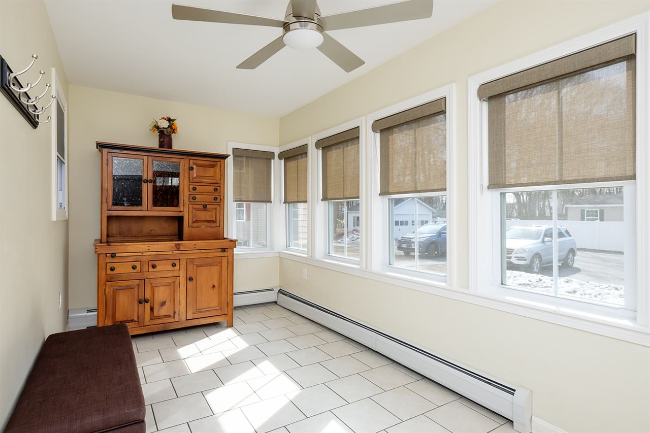 33 Washington Street, Unit A Exeter, NH 03833 - Photo 7 of 24 Gallery Image 7
