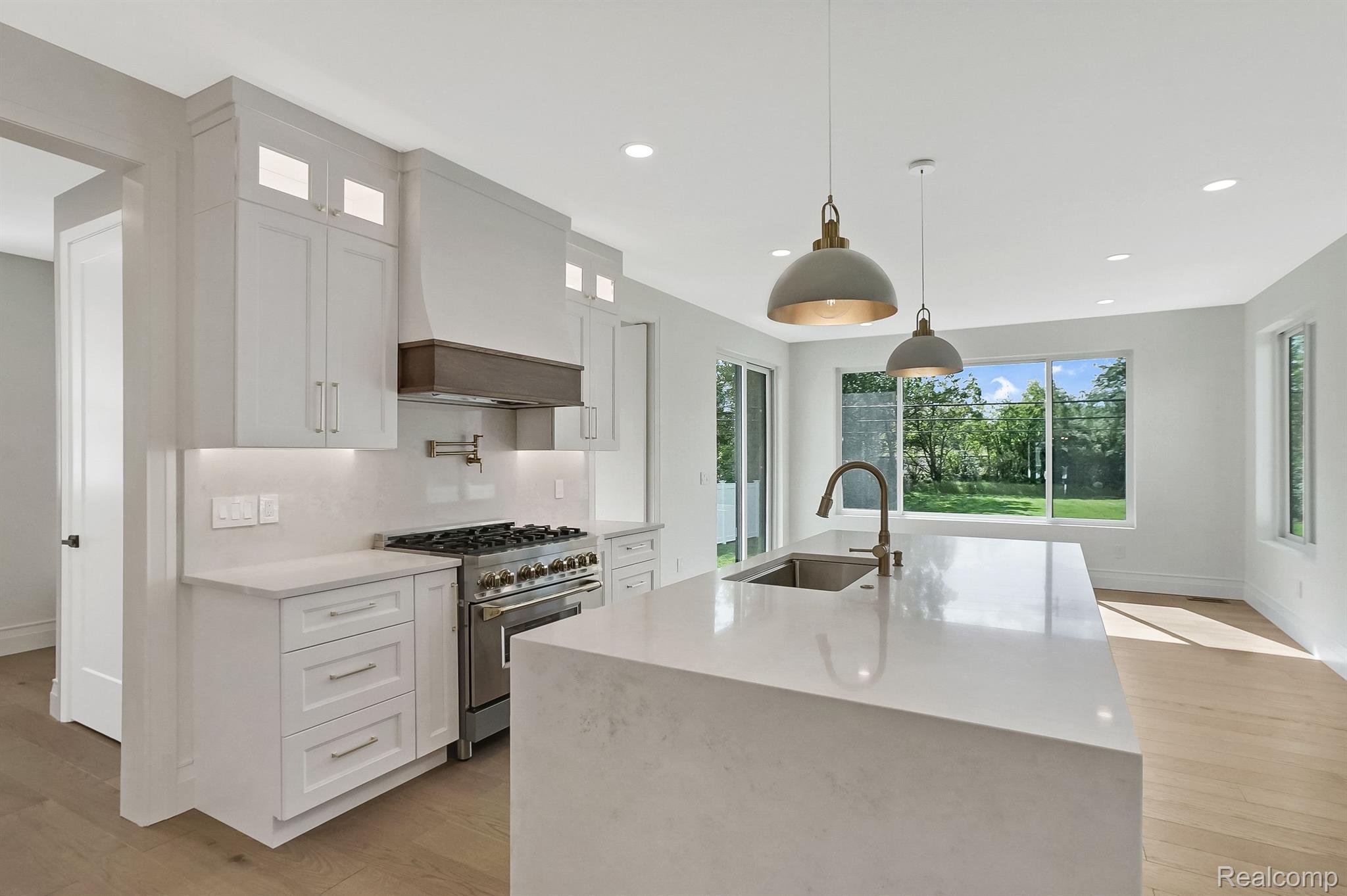 3815 Kent Road Royal Oak, MI 48073 - Photo 18 of 71 Gallery Image 18