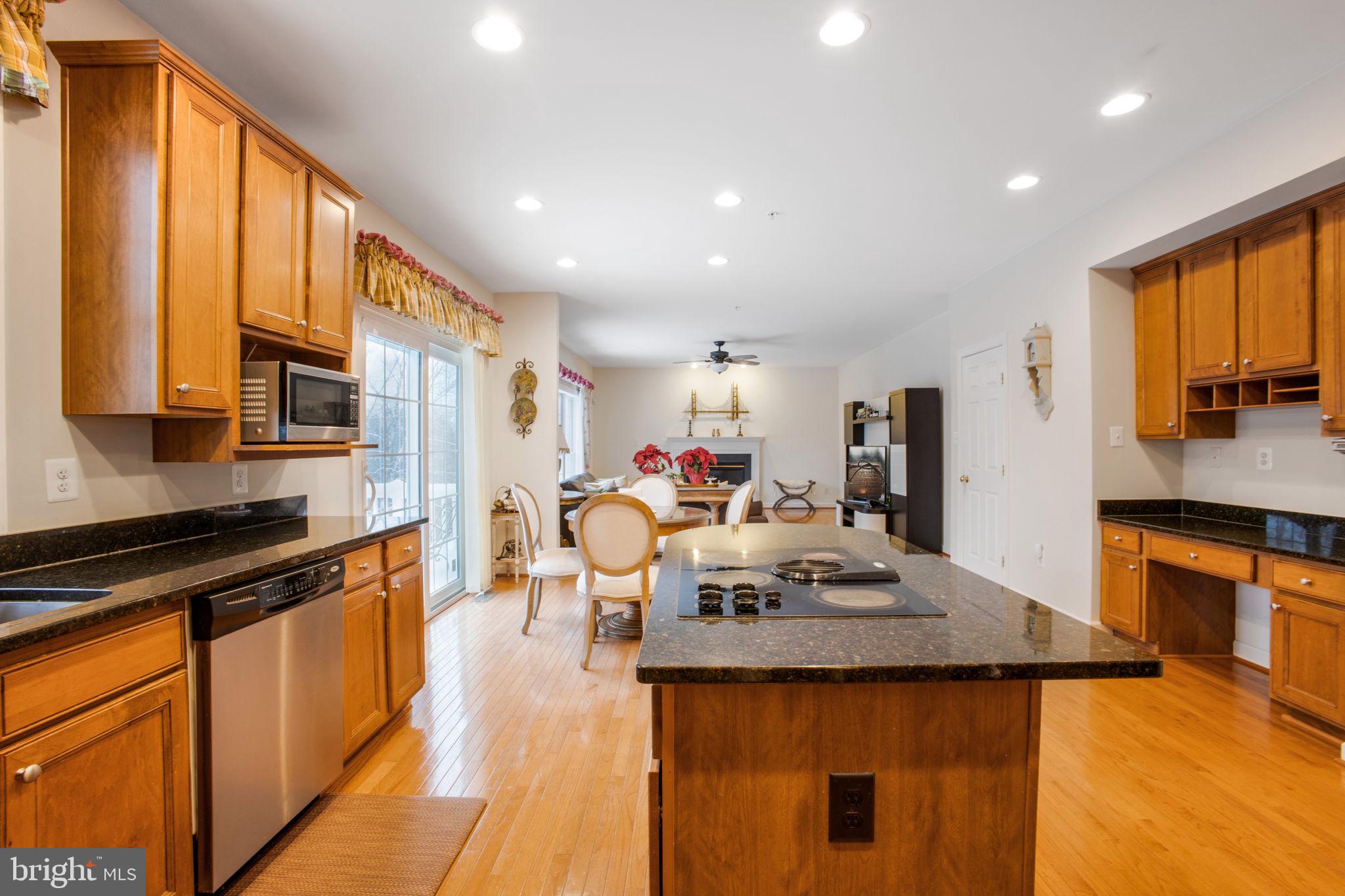14526 Fairdale Road Silver Spring, MD 20905 - Photo 3 of 87 Gallery Image 3