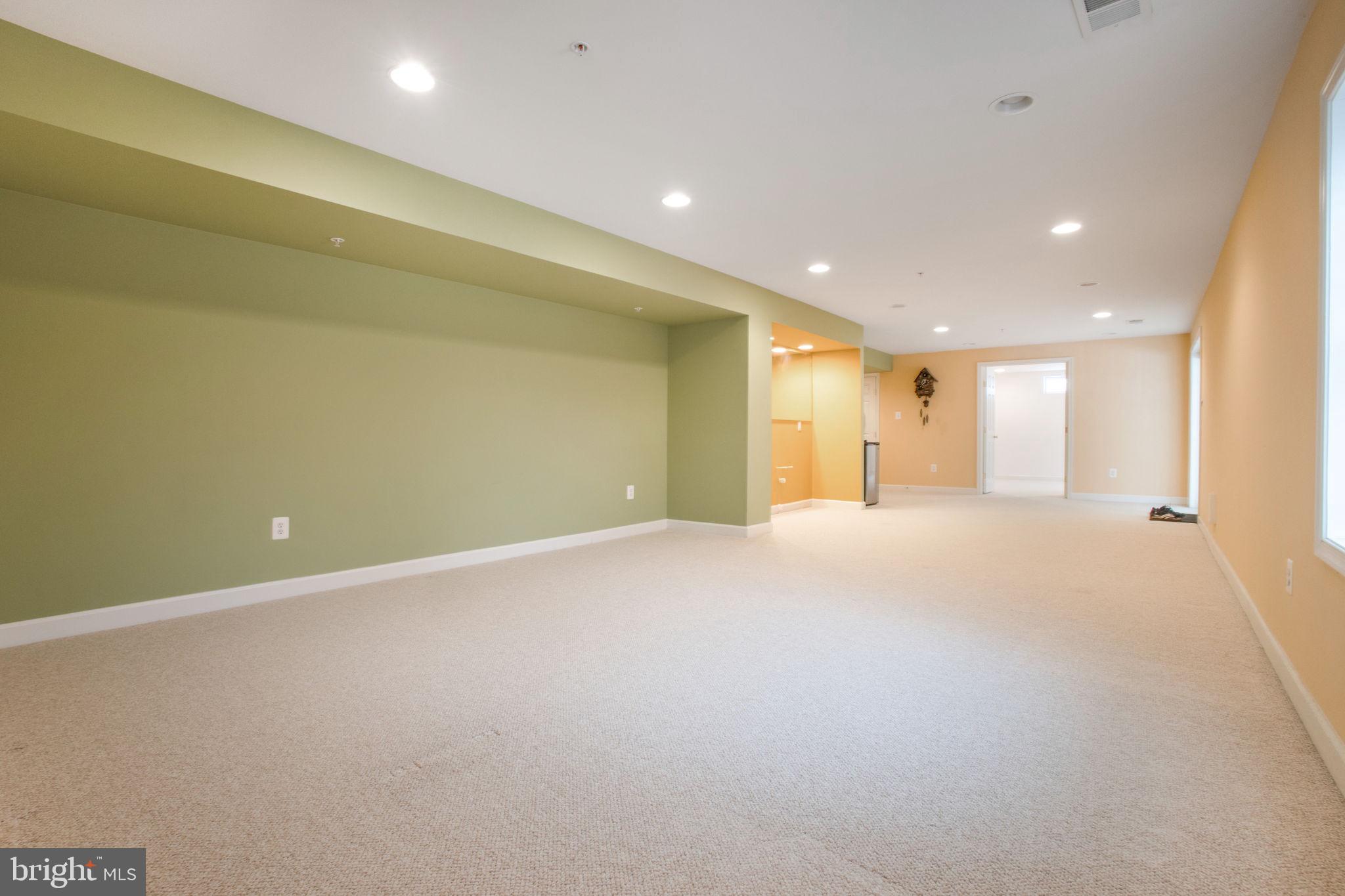 14526 Fairdale Road Silver Spring, MD 20905 - Photo 66 of 87 Gallery Image 66