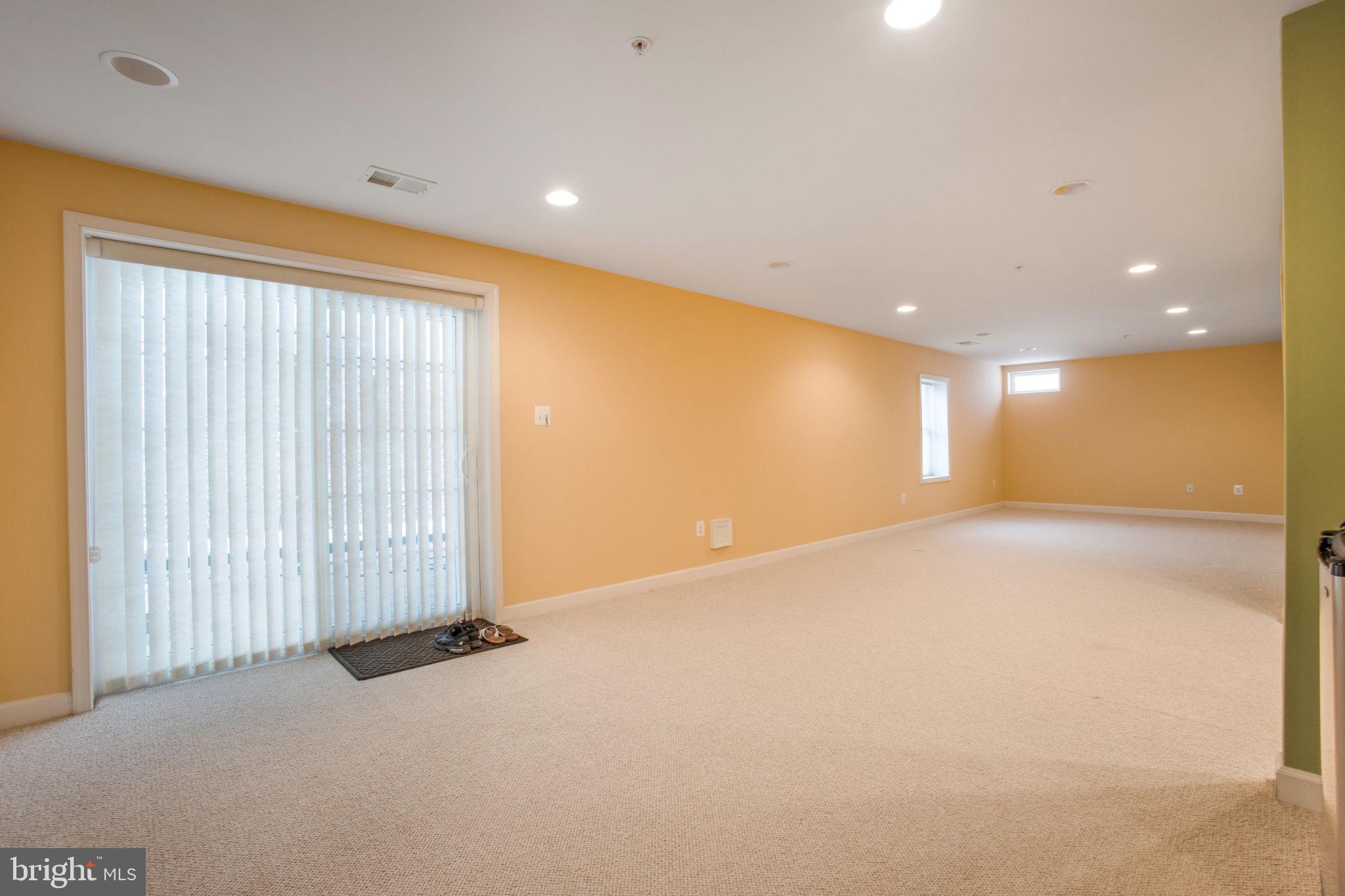 14526 Fairdale Road Silver Spring, MD 20905 - Photo 68 of 87 Gallery Image 68