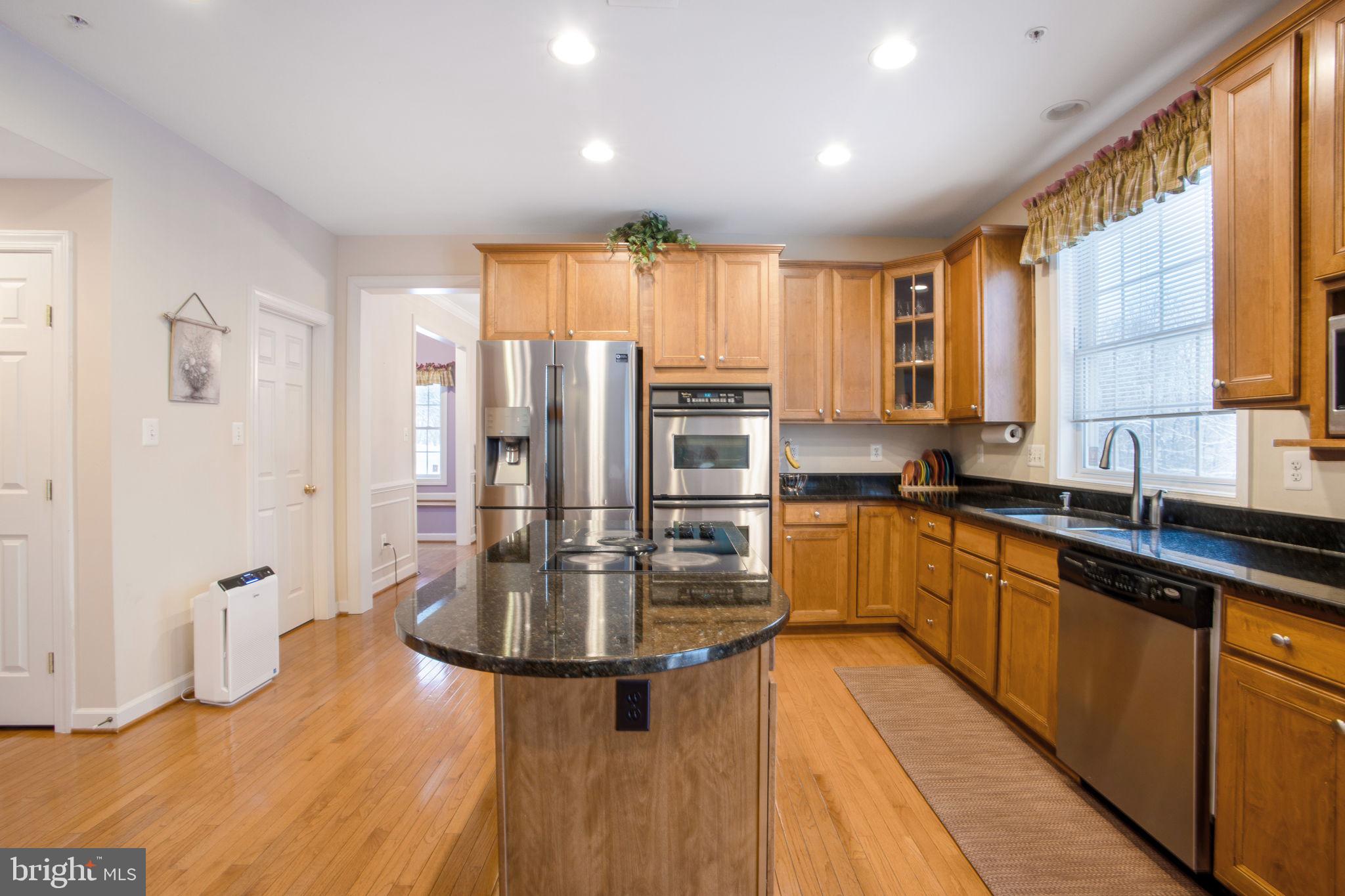 14526 Fairdale Road Silver Spring, MD 20905 - Photo 7 of 87 Gallery Image 7