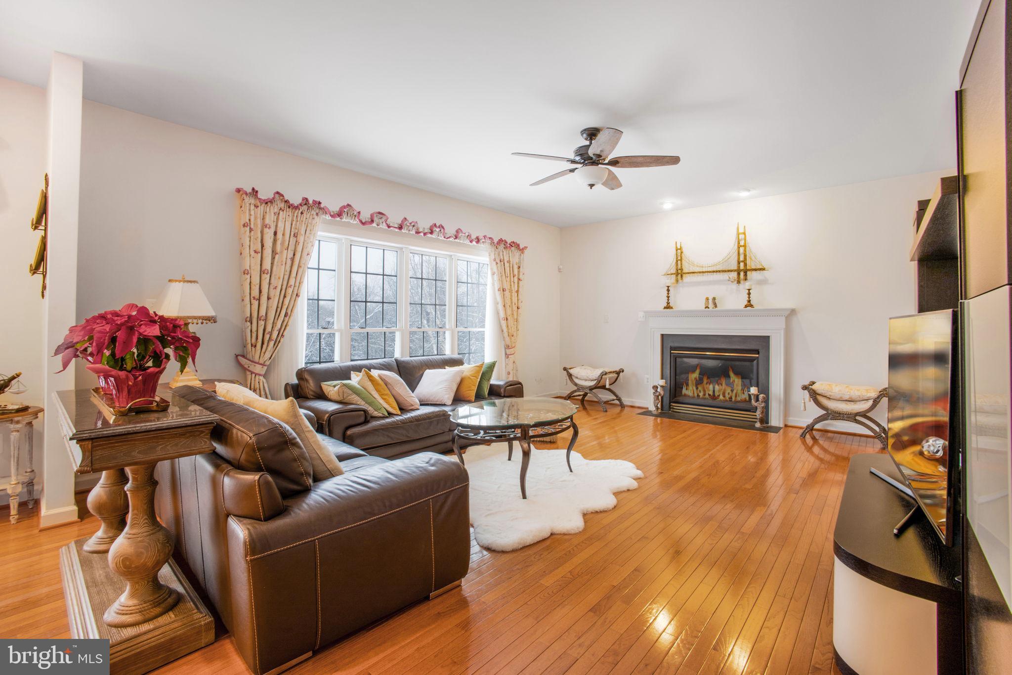 14526 Fairdale Road Silver Spring, MD 20905 - Photo 9 of 87 Gallery Image 9