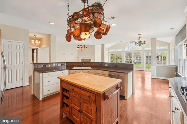 $529,900 | 5 Nottingham Lane, Easton, PA 18045