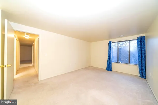 $1,600 | 18110 Chalet Drive, Unit 301, Germantown, MD 20874