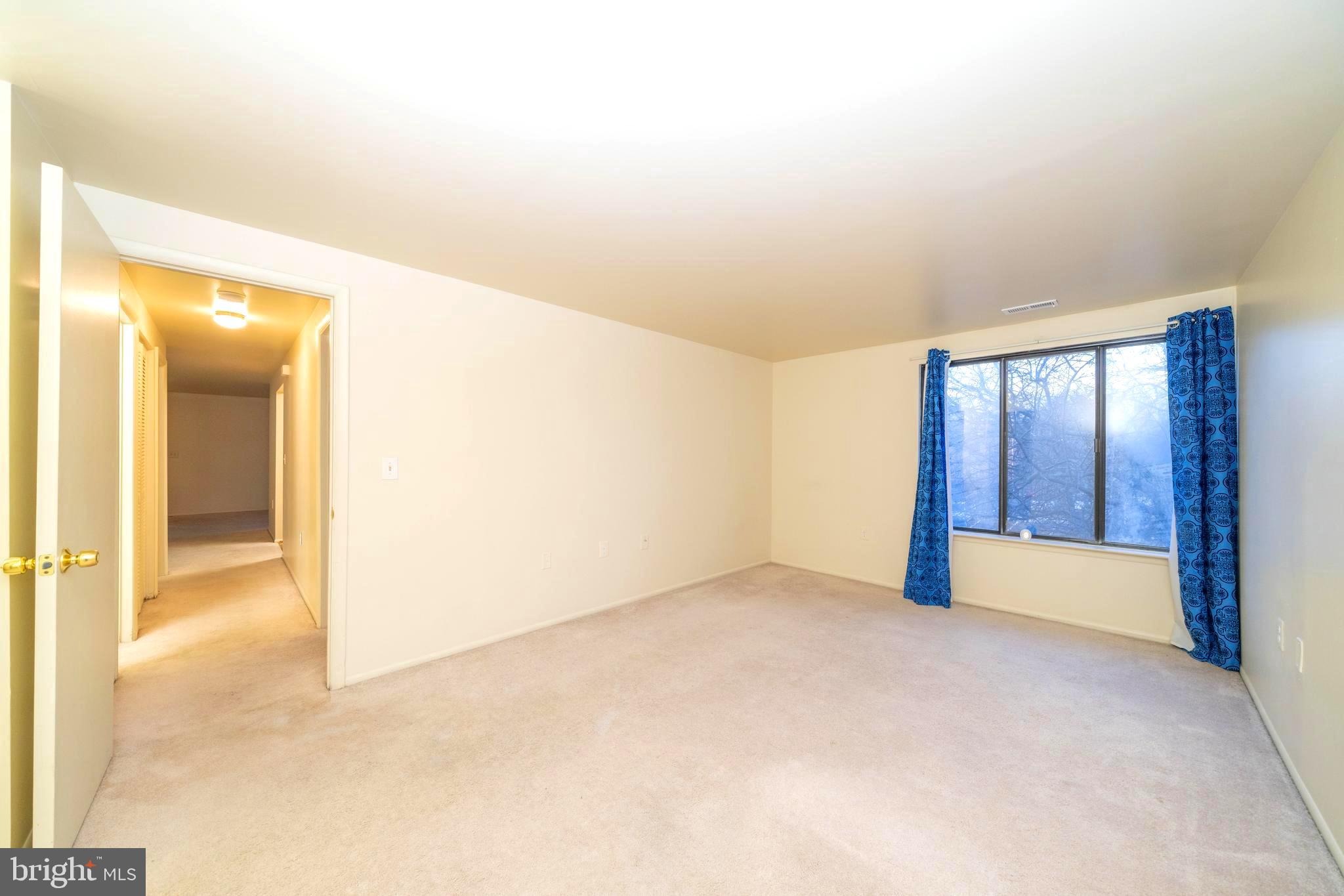 18110 Chalet Drive, Unit 301 Germantown, MD 20874 - Photo 21 of 30 Master bedroom