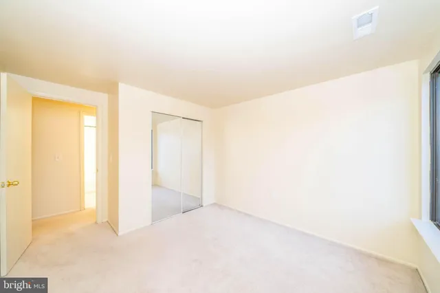 $1,600 | 18110 Chalet Drive, Unit 301, Germantown, MD 20874