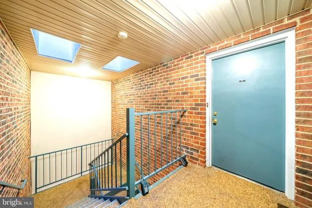$1,600 | 18110 Chalet Drive, Unit 301, Germantown, MD 20874