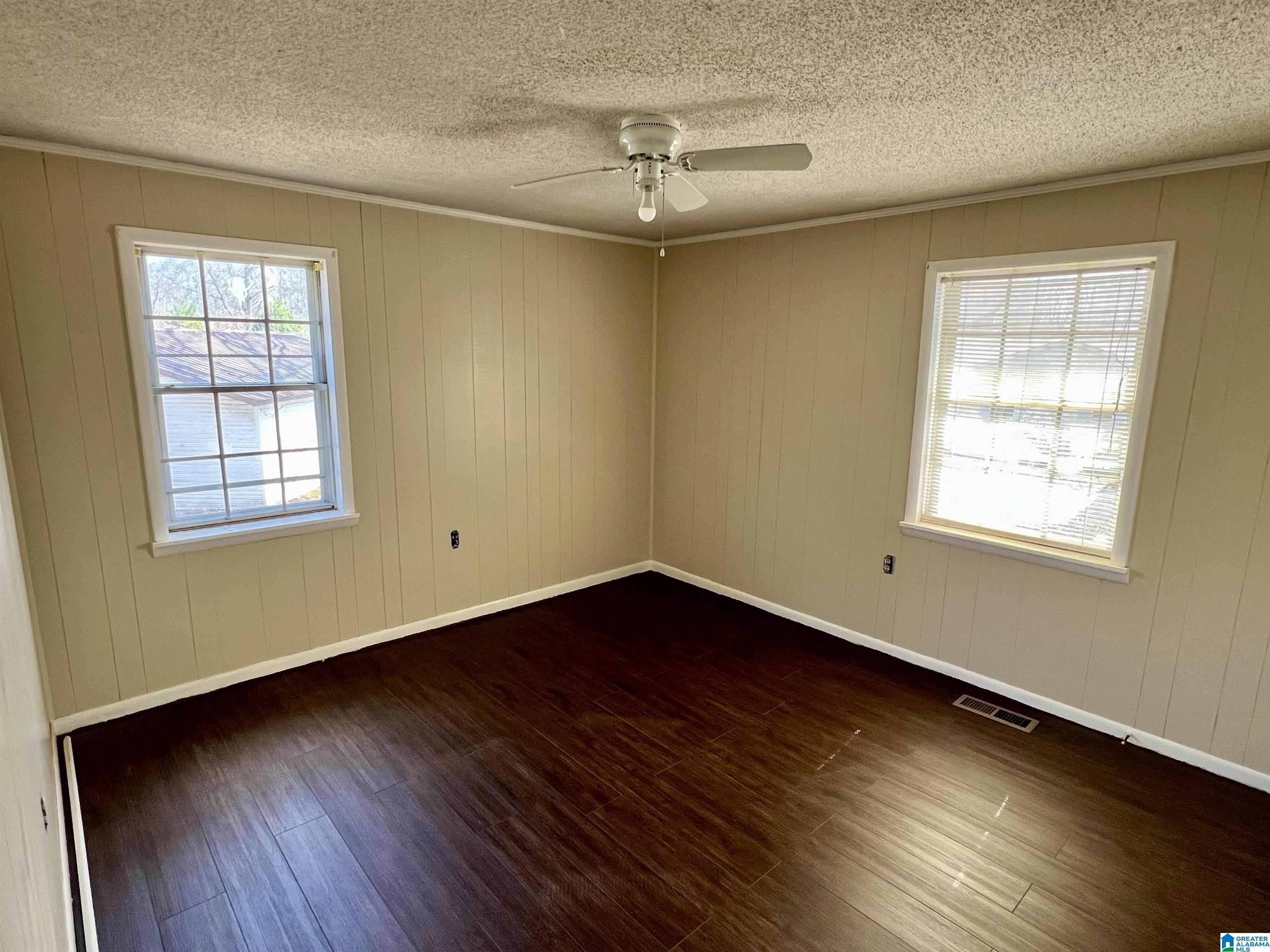 427 Lakeview Drive Hamilton, AL 35570 - Photo 20 of 38