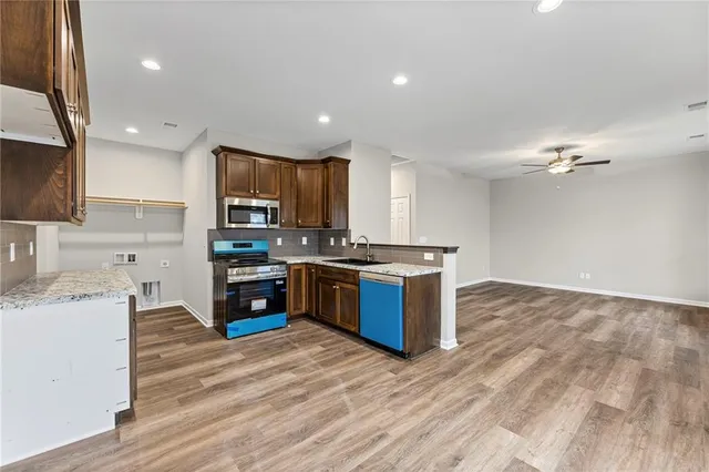 $216,900 | 832 East Hamblin Street, Ottawa, KS 66067