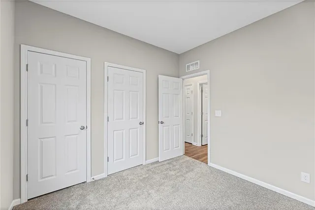 $216,900 | 832 East Hamblin Street, Ottawa, KS 66067