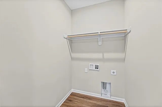 $216,900 | 832 East Hamblin Street, Ottawa, KS 66067