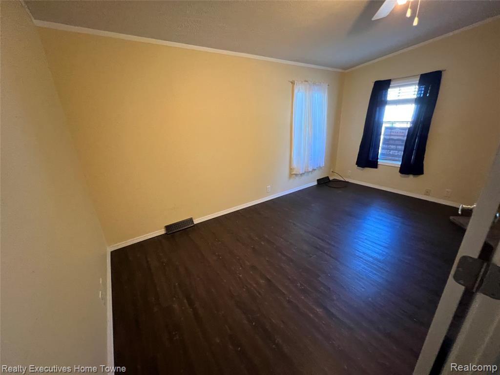 124 Hidden Spring Fort Gratiot, MI 48059 - Photo 10 of 21 Gallery Image 10