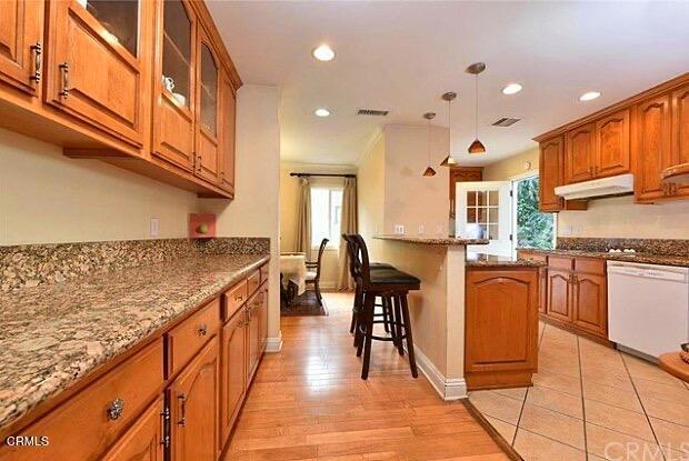 1736 Vistillas Road Altadena, CA 91001 - Photo 9 of 29 81f7f2a8-42ea-40f5-ac00-0e870d9612f3