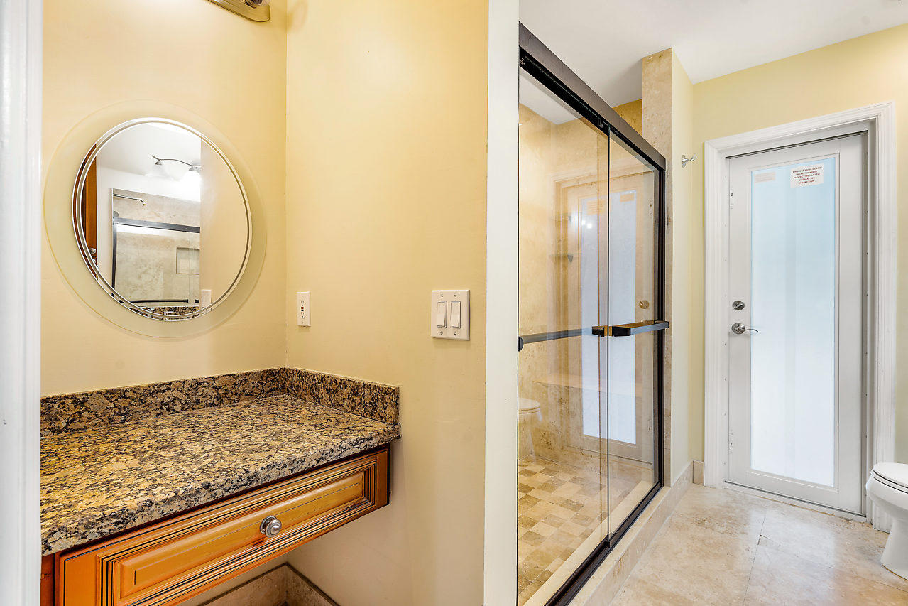 867 Sevilla Drive Boca Raton, FL 33432 - Photo 15 of 29 8
