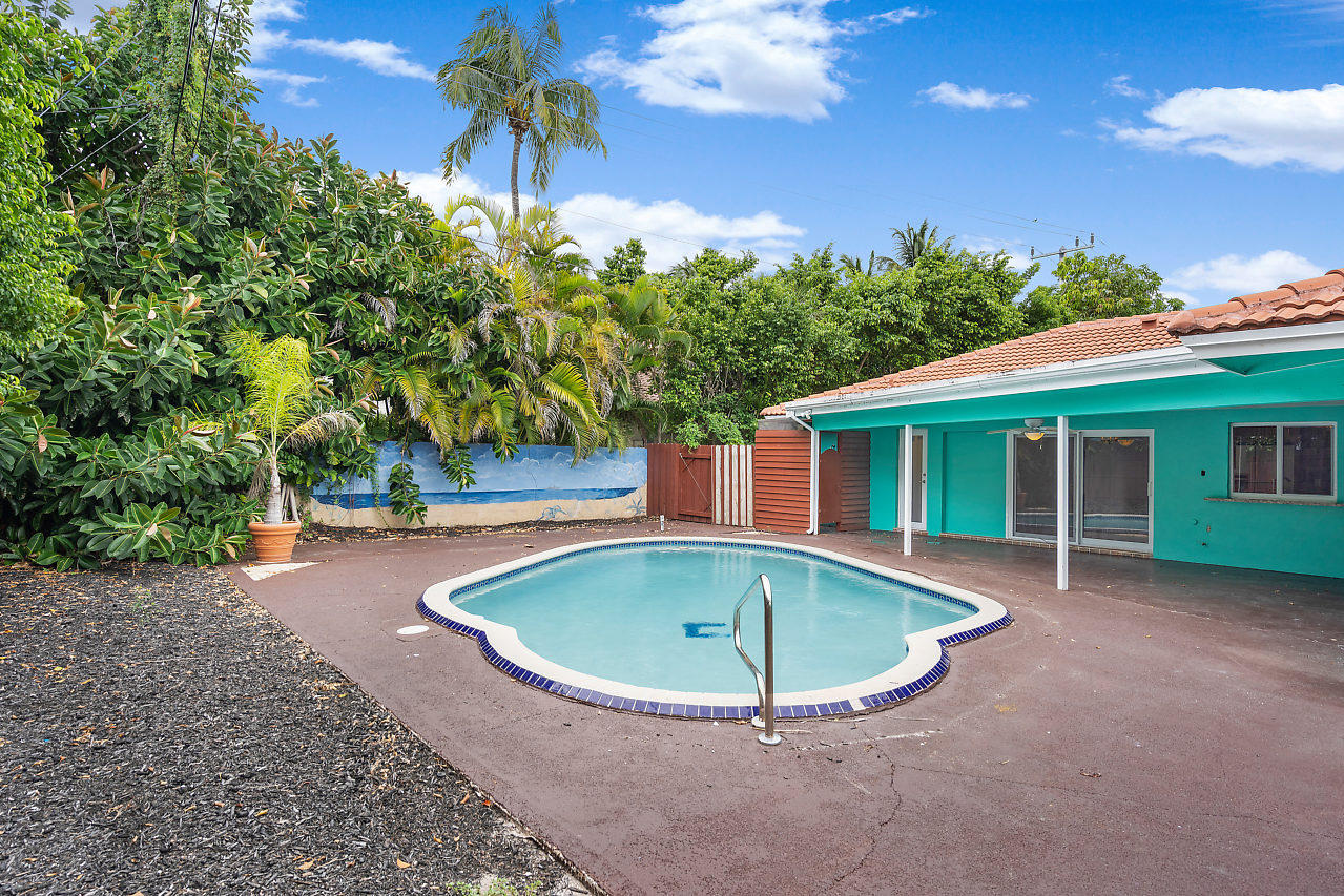 867 Sevilla Drive Boca Raton, FL 33432 - Photo 22 of 29 027-867SevillaDr-BocaRaton-FL-small