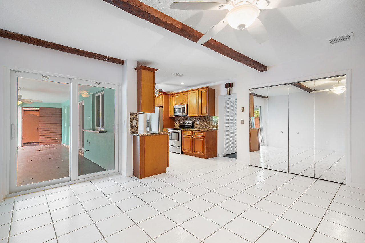867 Sevilla Drive Boca Raton, FL 33432 - Photo 7 of 29 16