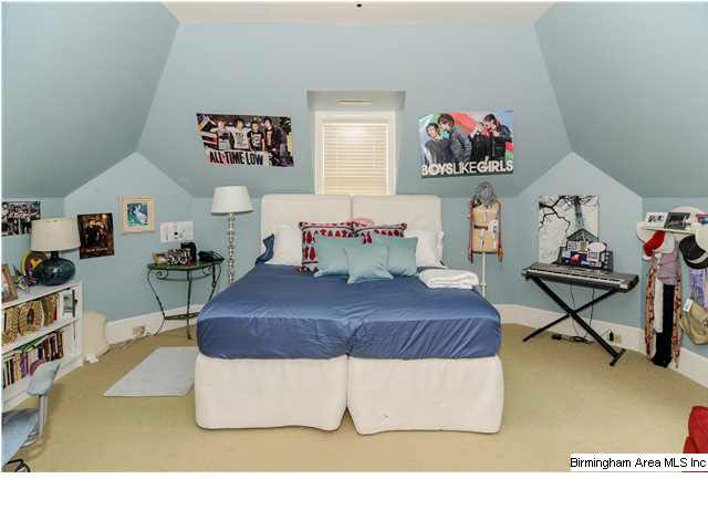 2704 Woodridge Road Birmingham, AL 35223 - Photo 11 of 31