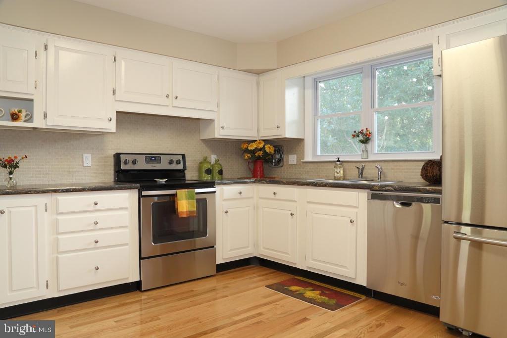 1948 Split Rock Road Lancaster, PA 17601 - Photo 6 of 24 Gallery Image 6