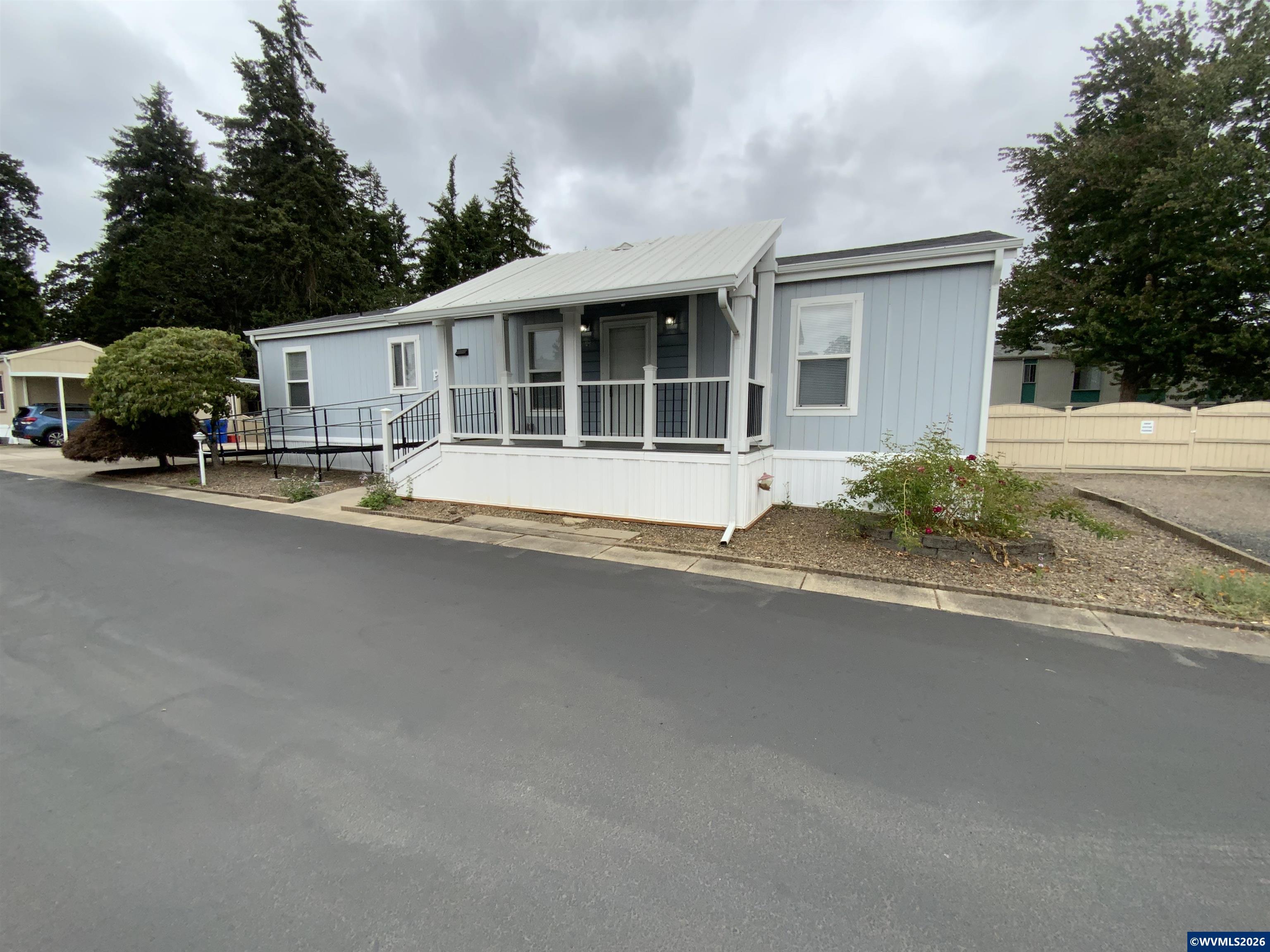 4940 Sunnyside Road Southeast, Unit P2 Salem, OR 97302 - Photo 1 of 24