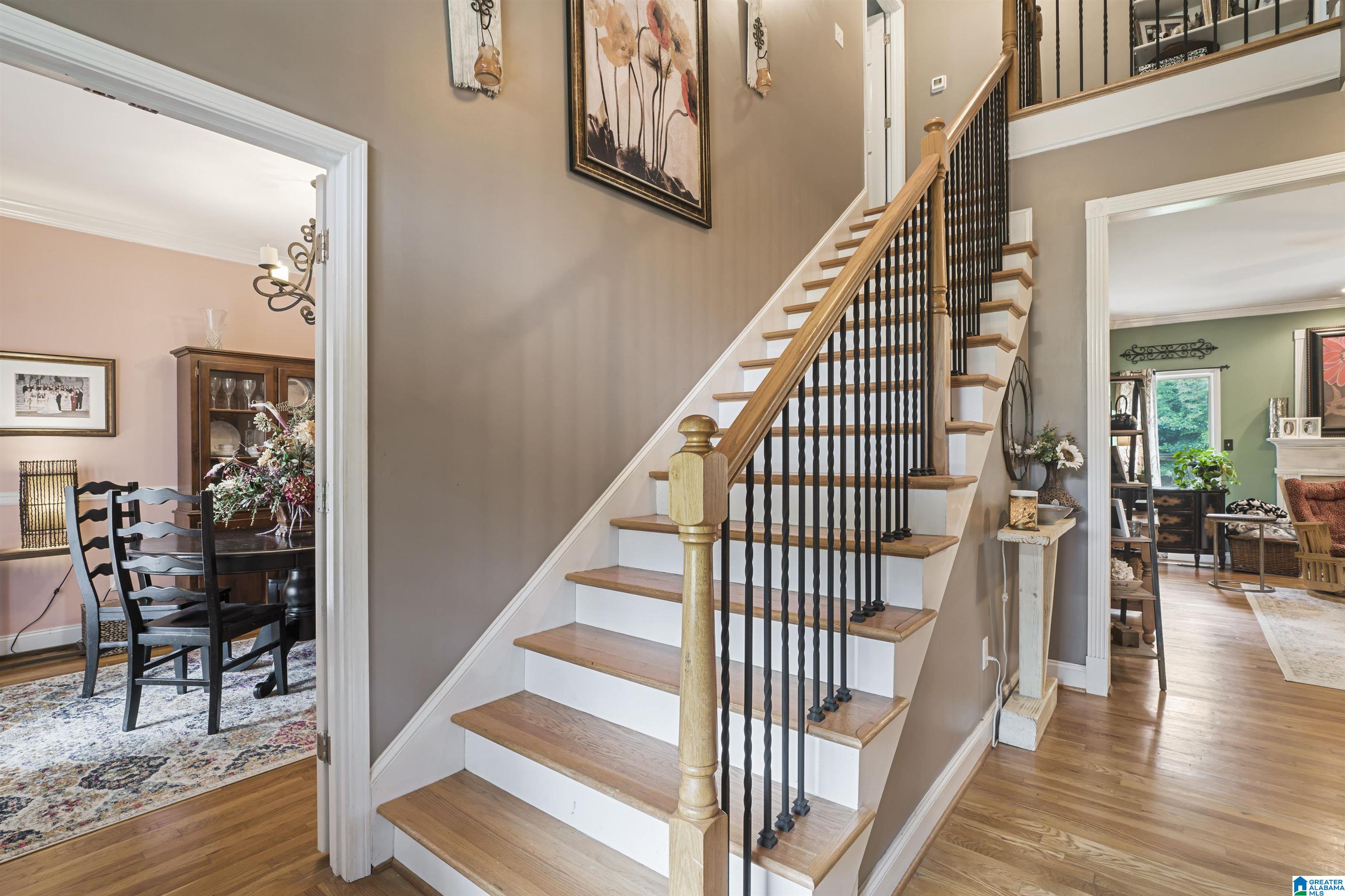 106 Shire Circle Alabaster, AL 35007 - Photo 2 of 39