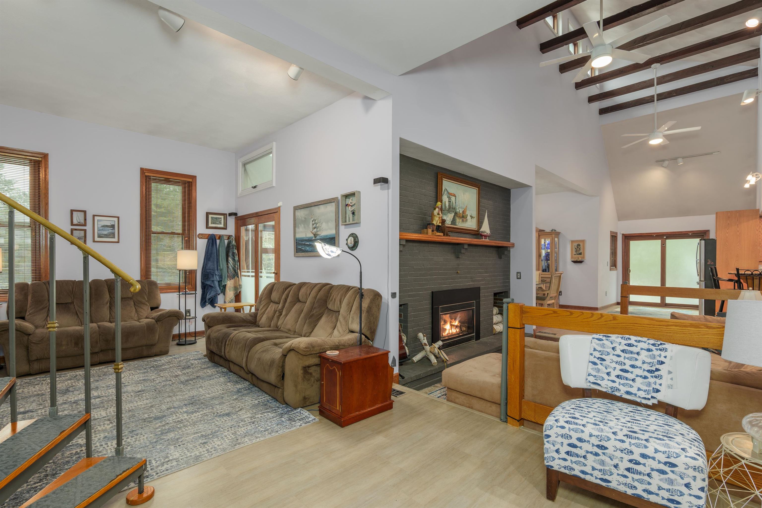 65 Pelham Road Salem, NH 03079 - Photo 12 of 44