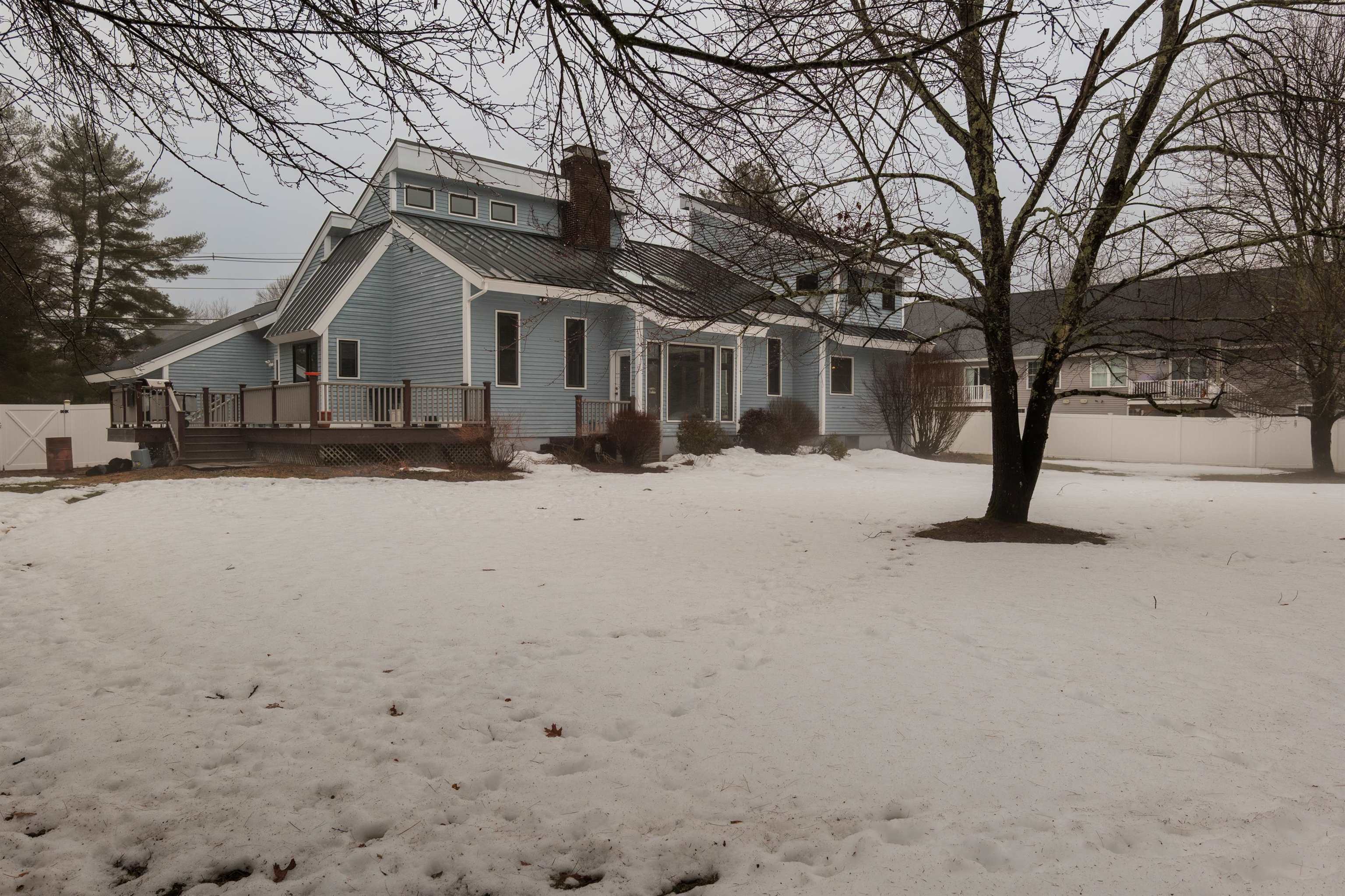 65 Pelham Road Salem, NH 03079 - Photo 28 of 44