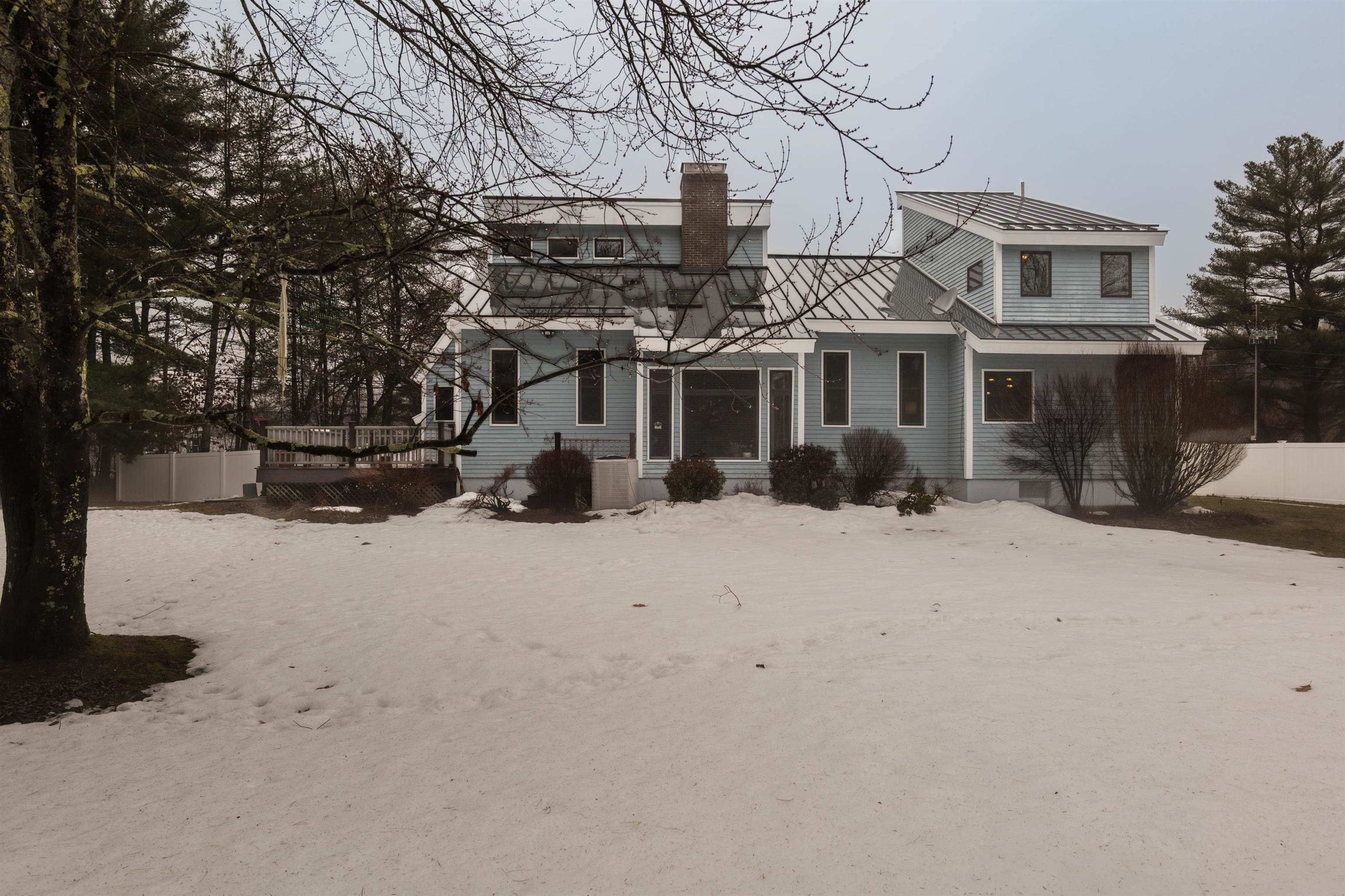 65 Pelham Road Salem, NH 03079 - Photo 3 of 44