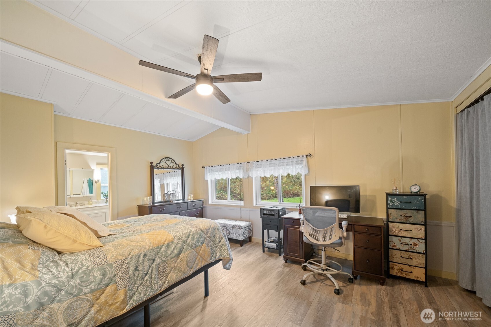 6605 Boston Harbor Road Northeast Olympia, WA 98506 - Photo 12 of 27