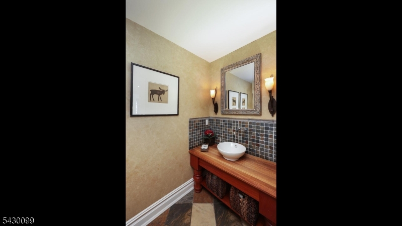 244 Pembrook Road Mountainside, NJ 07092 - Photo 22 of 50